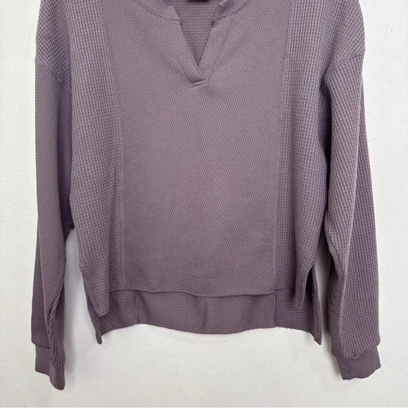 Nike Yoga Womens Xsmall Waffle  Knit Slit Neck Shirt - Picture 6 of 16